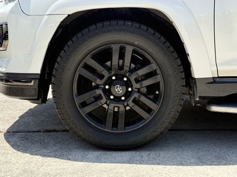 Used 2019 Toyota 4Runner Limited RWD image 12
