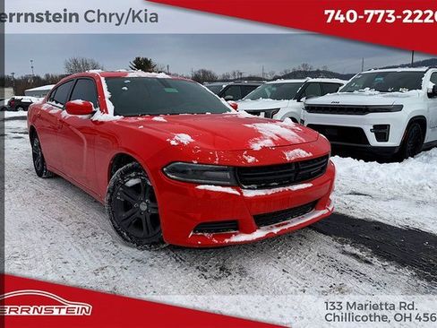 Used 2019 Dodge Charger SXT w/ Leather Interior Group image 1
