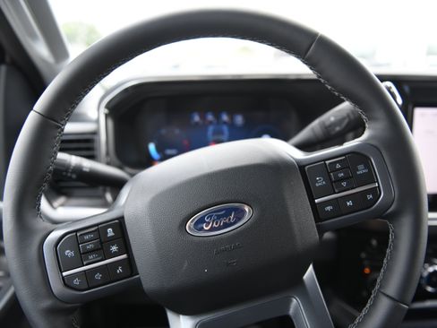 New 2026 Ford F250 Lariat w/ Lariat Premium Package AWD/4WD image 19