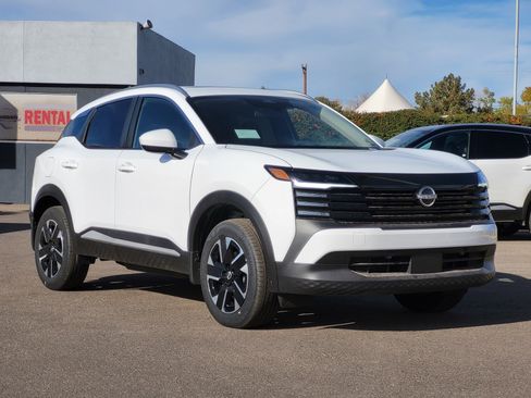 New 2025 Nissan Kicks SV w/ SV Premium Package image 6