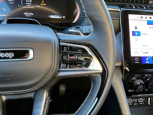 New 2025 Jeep Grand Cherokee Overland w/ Adv Protech Group III image 19