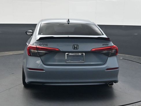 Used 2023 Honda Civic Sport image 5