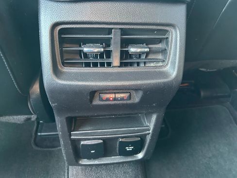 Used 2017 Ford Edge Titanium w/ Equipment Group 301A image 31