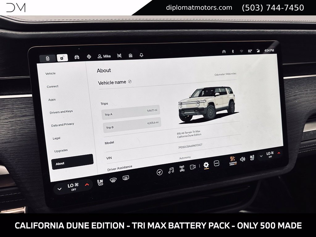 Used 2025 Rivian R1S Adventure Tri AWD/4WD image 34