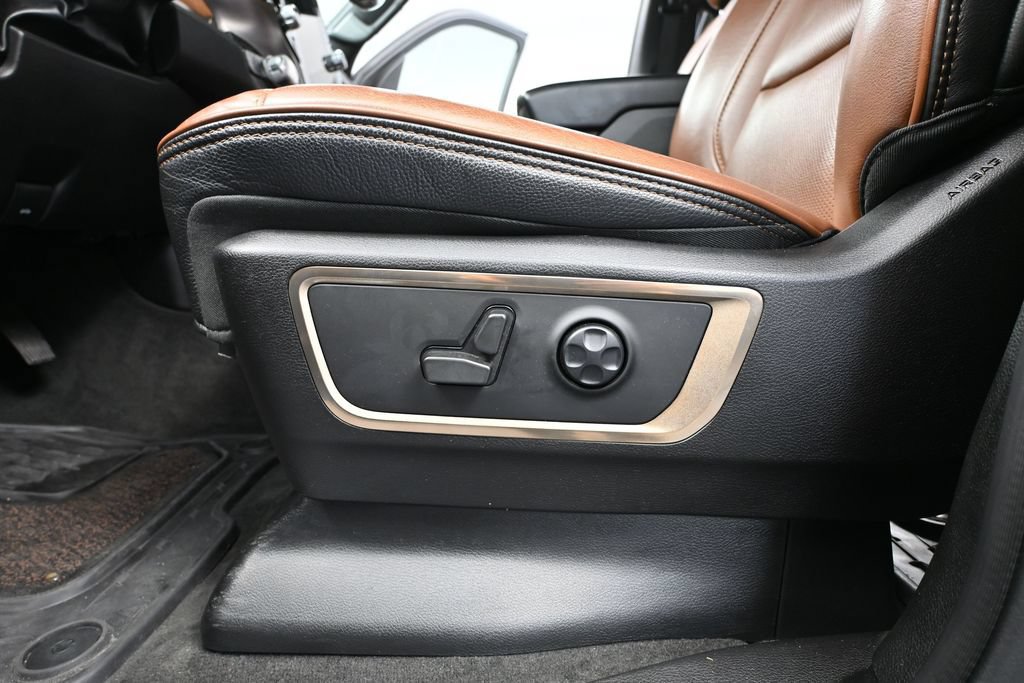 Used 2022 RAM 1500 Limited w/ Body-Colour Bumper Group AWD/4WD image 16