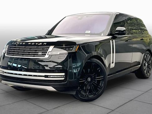 Used 2023 Land Rover Range Rover Autobiography AWD/4WD image 3