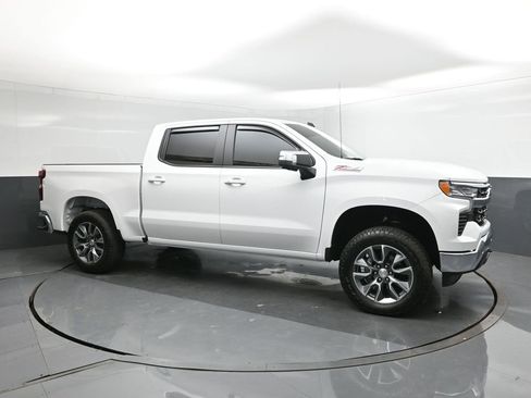 Used 2025 Chevrolet Silverado 1500 LT w/ Z71 Off-Road Package image 17