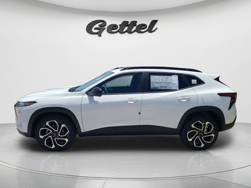 New 2026 Chevrolet Trax RS FWD image 8
