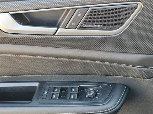 New 2026 Volkswagen Atlas Cross Sport SEL Premium R-Line image 20