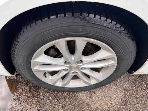 Used 2018 Chevrolet Malibu LT image 8