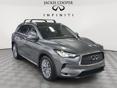 Used 2025 INFINITI QX50 Luxe image 3