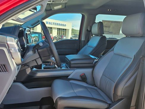 New 2025 Ford F150 Lariat w/ Equipment Group 501A Mid image 6