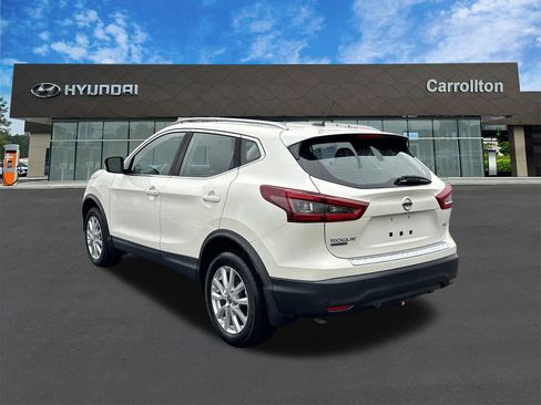 Used 2021 Nissan Rogue Sport SV image 7