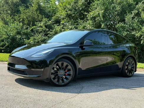 Used 2022 Tesla Model Y Performance AWD/4WD image 2