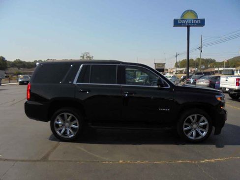 Used 2020 Chevrolet Tahoe LT image 2