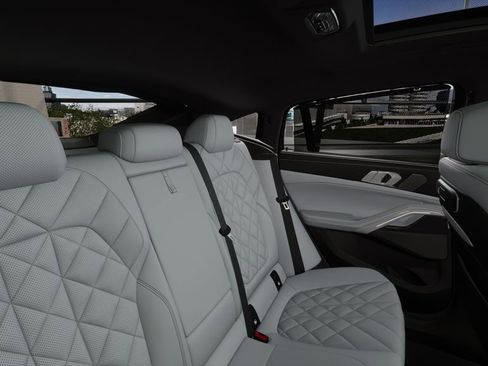 New 2026 BMW X6 xDrive40i w/ Executive Package image 12