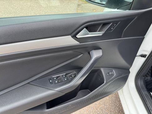 Used 2019 Volkswagen Jetta S FWD image 22