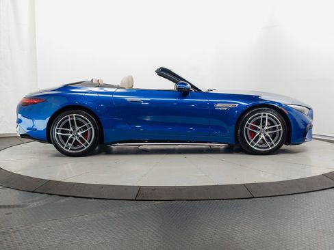 Used 2025 Mercedes-Benz SL 55 AMG 4MATIC image 35