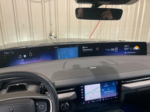 Used 2025 Lincoln Navigator Reserve w/ Jet Appearance Package AWD/4WD image 18
