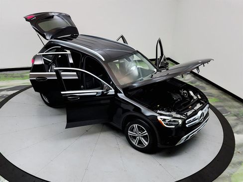 Used 2020 Mercedes-Benz GLC 300 4MATIC image 36