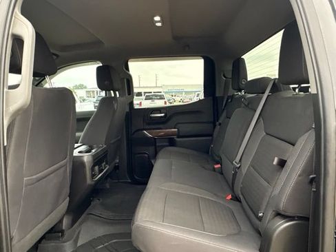 Used 2019 Chevrolet Silverado 1500 LT Trail Boss AWD/4WD image 25