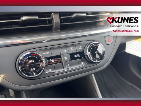 New 2026 Buick Envista Preferred w/ Convenience I Package image 28