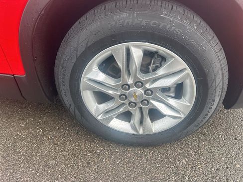 Used 2021 Chevrolet Blazer LT image 3