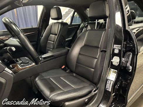 Used 2014 Mercedes-Benz C 300 4MATIC Sedan image 8