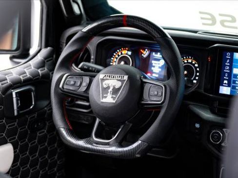 Used 2025 Jeep Wrangler Unlimited Sport image 16