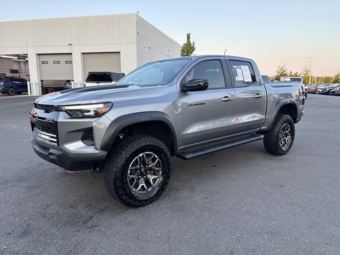 Used 2023 Chevrolet Colorado ZR2 w/ ZR2 Convenience Package III AWD/4WD image 5