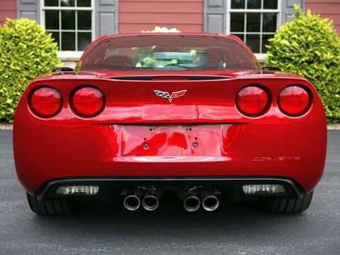 Used 2008 Chevrolet Corvette Coupe w/ Preferred Equipment Group RWD image 12