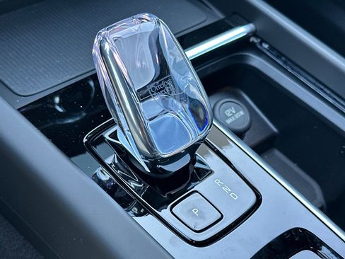 New 2026 Volvo XC60 B5 Core image 19