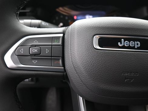 New 2026 Jeep Compass Latitude image 7