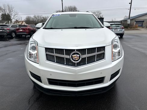 Used 2011 Cadillac SRX Luxury image 3