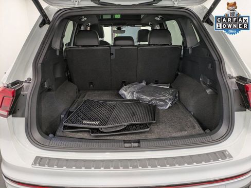 Used 2022 Volkswagen Tiguan SE R-Line AWD/4WD image 26