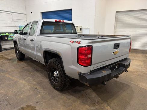 Used 2018 Chevrolet Silverado 1500 W/T w/ Trailering Package AWD/4WD image 6