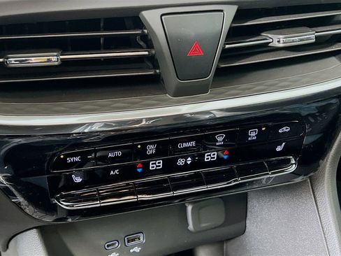 New 2026 Buick Encore GX Avenir w/ Avenir Technology Package image 13