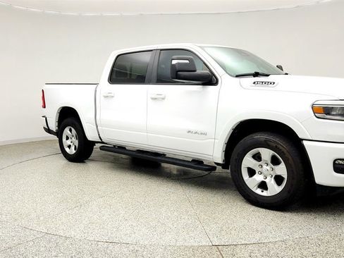 Used 2025 RAM 1500 Big Horn AWD/4WD image 3