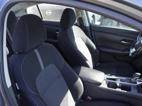 Used 2023 Nissan Sentra SV FWD image 17