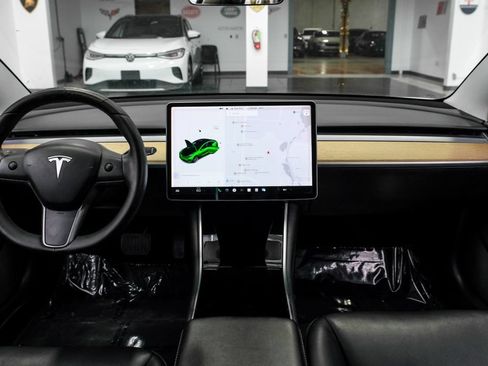 Used 2020 Tesla Model 3 Long Range AWD/4WD image 14