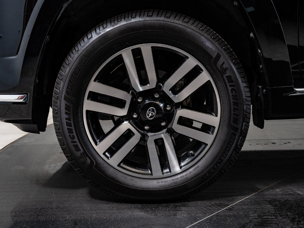 Used 2019 Toyota 4Runner Limited AWD/4WD image 13