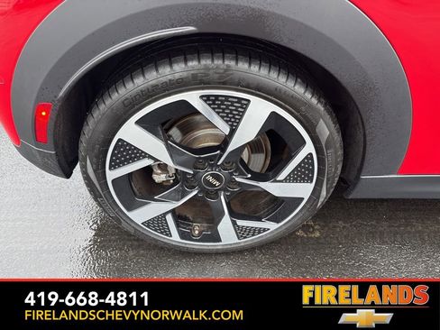 Used 2025 MINI Cooper S image 17