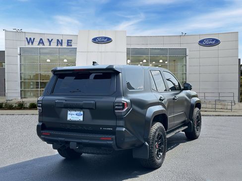 Used 2025 Toyota 4Runner TRD Pro AWD/4WD image 5
