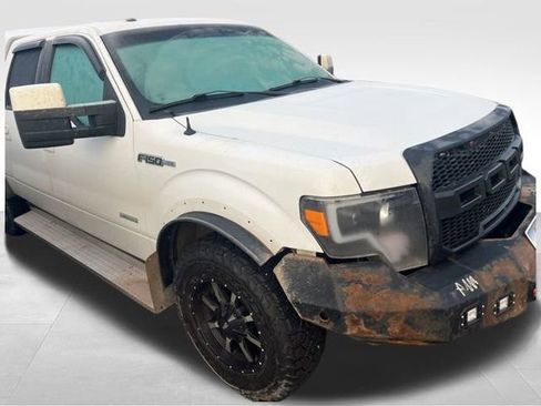 Used 2014 Ford F150 FX4 w/ Equipment Group 401A Mid image 5