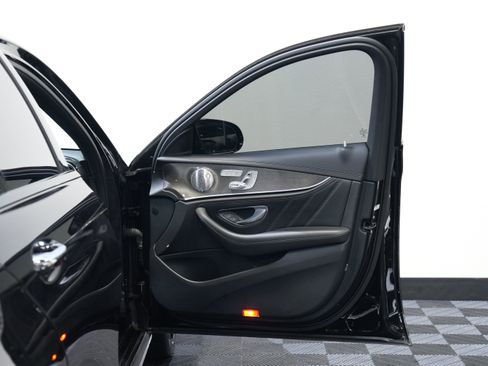 Used 2019 Mercedes-Benz E 63 AMG S image 24