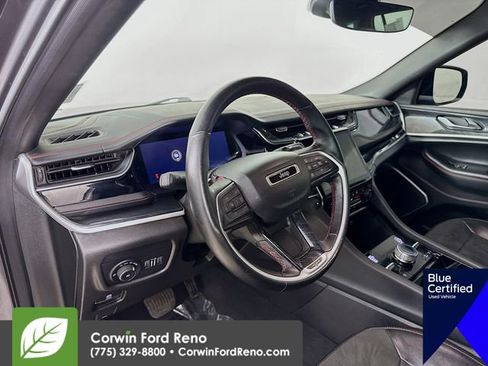 Used 2022 Jeep Grand Cherokee Trailhawk image 12