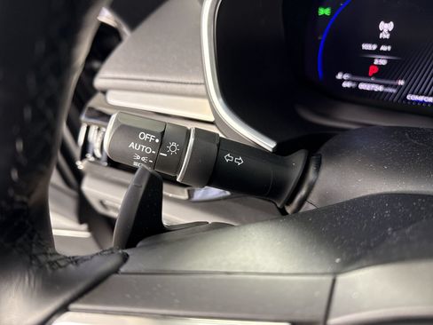 Used 2026 Acura MDX SH-AWD w/ Technology Package image 17