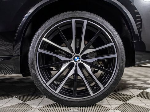 Used 2019 BMW X5 xDrive40i w/ M Sport Package AWD/4WD image 40