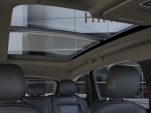 New 2026 Lincoln Nautilus Reserve AWD/4WD image 22