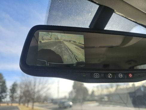 Used 2011 Chevrolet Avalanche LT w/ Regional Value Package image 17